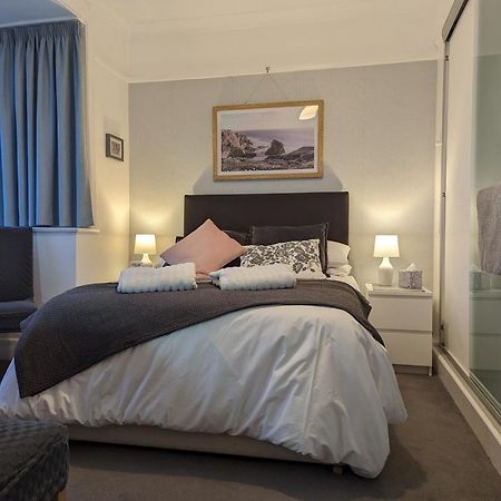 En-Suite Nook Near Forest & Sea, Great Value With Fridge, Microwave And Tv Lymington Zewnętrze zdjęcie