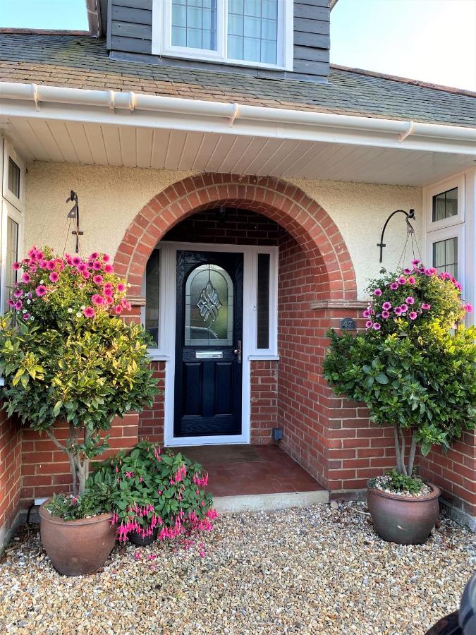 En-Suite Nook Near Forest & Sea, Super Value With Fridge, Microwave And Tv Lymington Zewnętrze zdjęcie