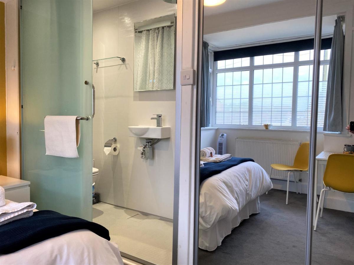 En-Suite Nook Near Forest & Sea, Super Value With Fridge, Microwave And Tv Lymington Zewnętrze zdjęcie