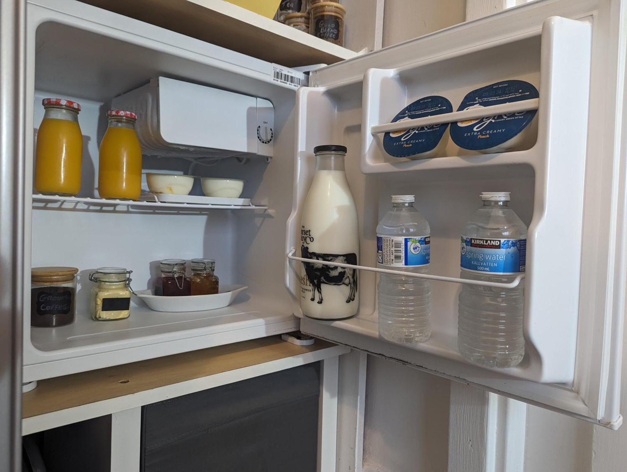 En-Suite Nook Near Forest & Sea, Super Value With Fridge, Microwave And Tv Lymington Zewnętrze zdjęcie